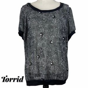 Torrid Sheer Skull Print Elastic Hem T-Shirt Black